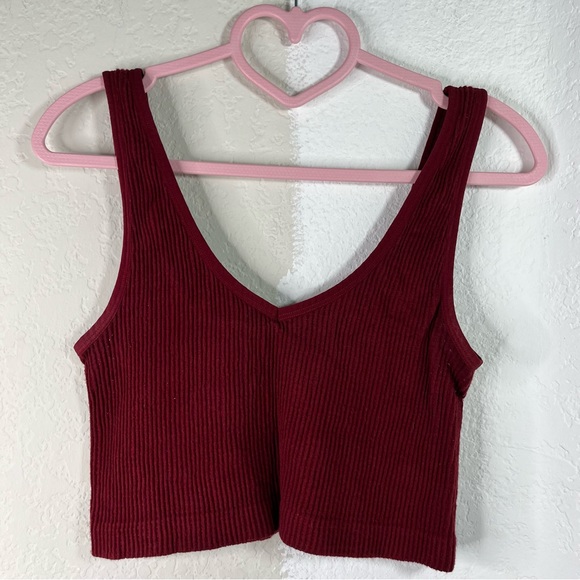 Forever 21 Tops - Forever 21 Red V Neck Crop Top, Size Medium